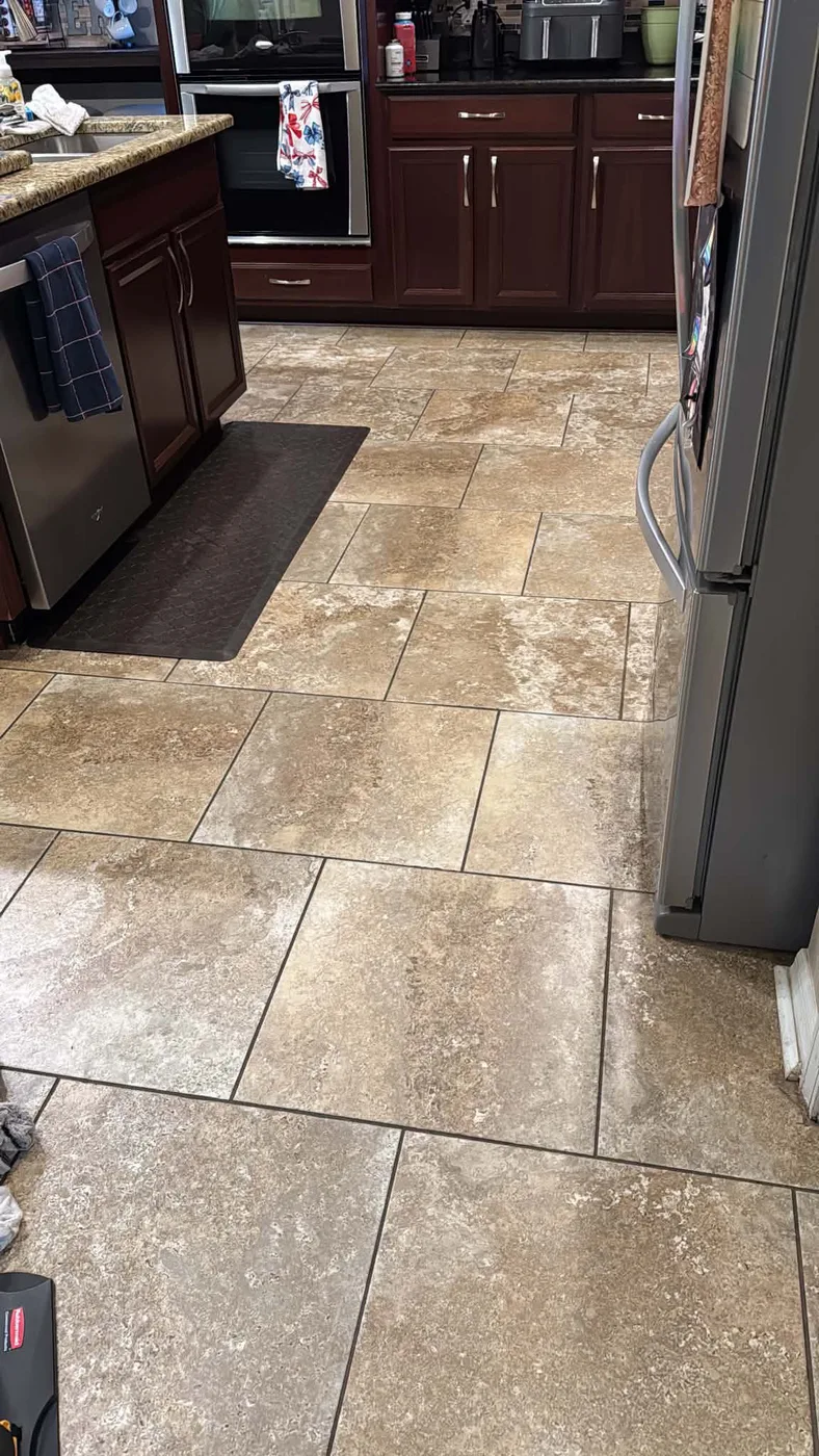 Clean tidy kitchen floor representing house cleaning in Tampa, FL